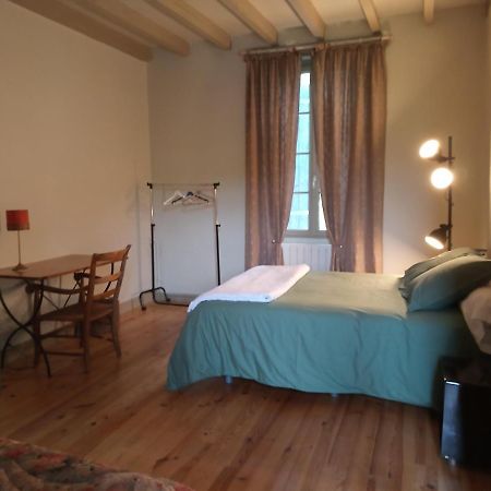 Lulu Hotel Castelmoron-sur-Lot ภายนอก รูปภาพ