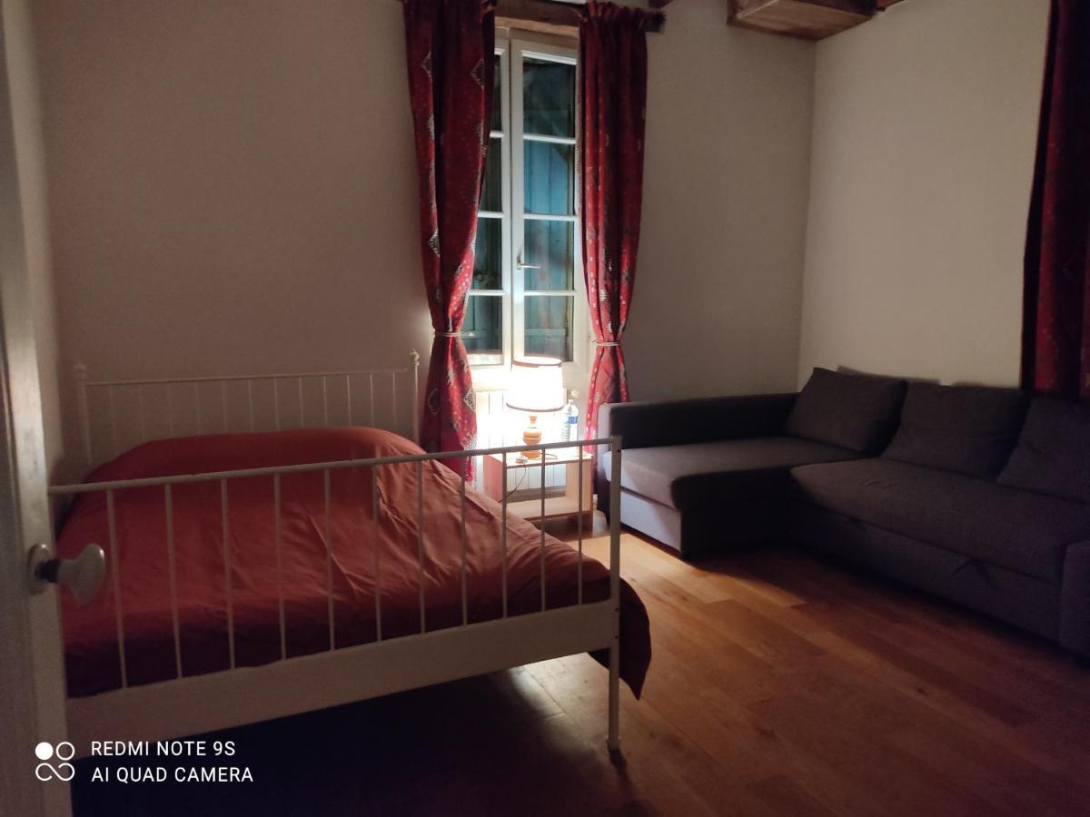 Lulu Hotel Castelmoron-sur-Lot ภายนอก รูปภาพ